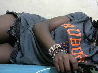 에로틱 한 영상 채팅 Tightpussie1