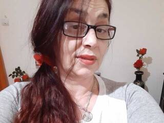 에로틱 한 영상 채팅 Tinakiss