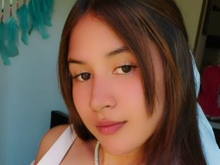 에로틱 한 영상 채팅 tinibunny