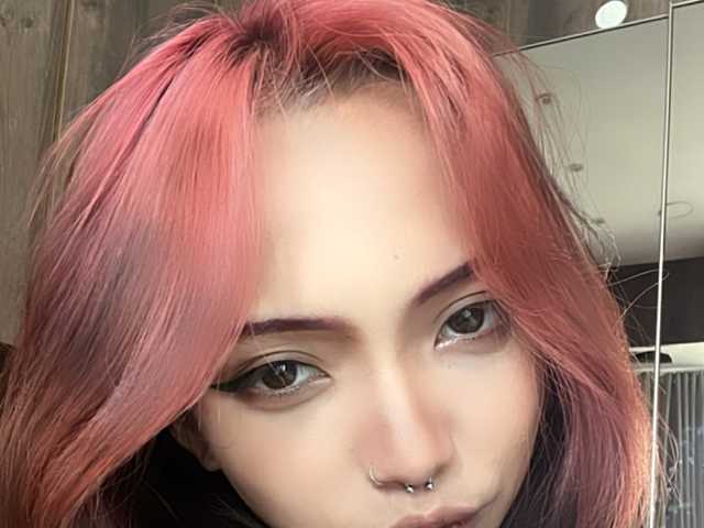 프로필 사진 TinyIvanka