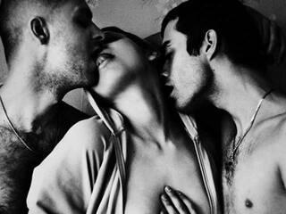 에로틱 한 영상 채팅 Titanium003