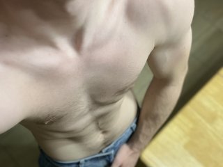 에로틱 한 영상 채팅 TomRichel