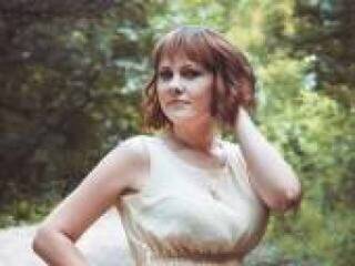 에로틱 한 영상 채팅 triadakiss