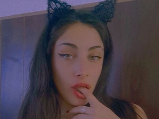 에로틱 한 영상 채팅 Trixibb