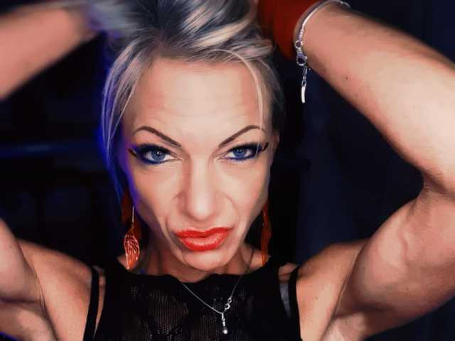 프로필 사진 TrophyMilf