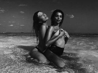 에로틱 한 영상 채팅 twogirls3