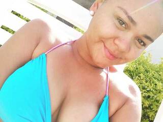 에로틱 한 영상 채팅 tyfanny-evans