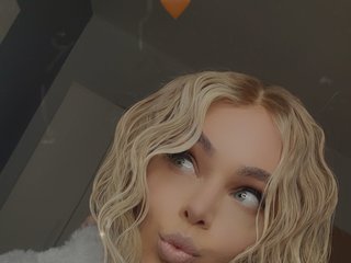 에로틱 한 영상 채팅 TyraKadney