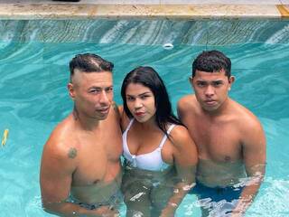 에로틱 한 영상 채팅 Unlimitedsex-ADS