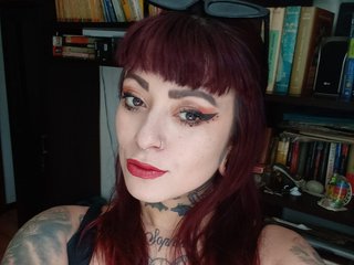 에로틱 한 영상 채팅 UrsulaBeaumont