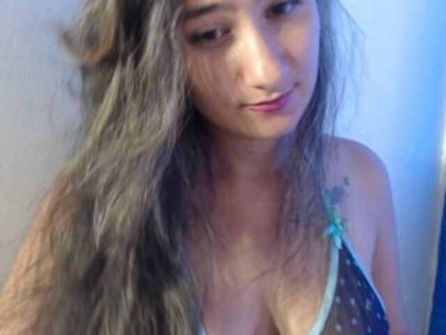 방송 스크린 샷 vaalentiinaa