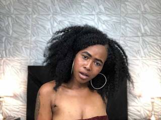 에로틱 한 영상 채팅 ValentinaRobert