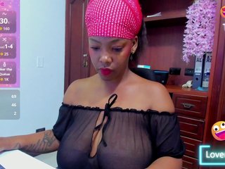 에로틱 한 영상 채팅 ValkiriaContee