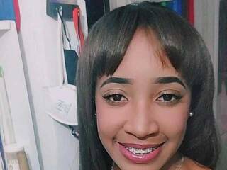 에로틱 한 영상 채팅 vanelope-miller