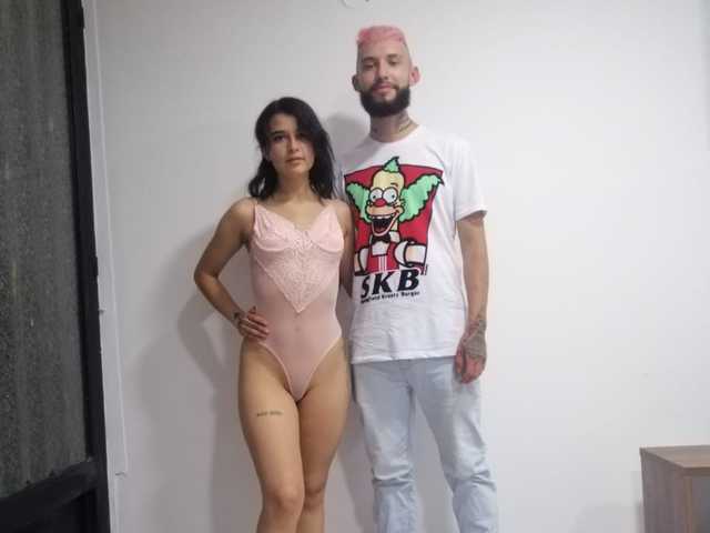 프로필 사진 VanesaYCamilo