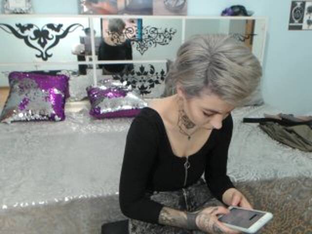 방송 스크린 샷 VanessaKross