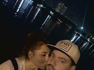 에로틱 한 영상 채팅 Alex-Tanya