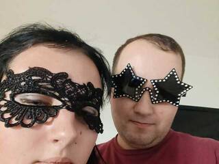 에로틱 한 영상 채팅 VeronaCouple