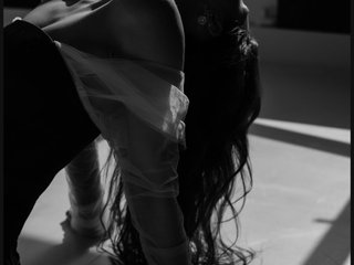 에로틱 한 영상 채팅 Veronikaa7