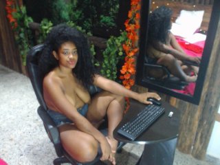 사진 veronikalatin hi guys, LOVENSE ON! specila show in pvt. Tits show 25 Tkns,. Ass show 50 Tkns.. Pussy show 99 Tkns.. #ass #pussy #anal #sexy #latina #new #dildo #lovense #cum #wet # horny #toy #tits #pleasure