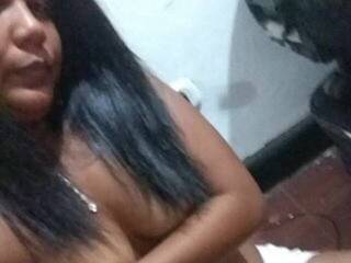 에로틱 한 영상 채팅 veronikkax