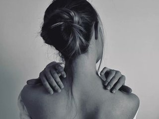 에로틱 한 영상 채팅 VERONNIKA