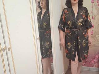 에로틱 한 영상 채팅 Vesta88