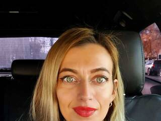 에로틱 한 영상 채팅 Vicky1717