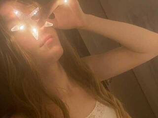 에로틱 한 영상 채팅 VictoriaCollins