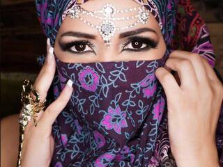 에로틱 한 영상 채팅 VictoriaMayeer