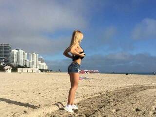 에로틱 한 영상 채팅 Victoriiaaa