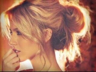 에로틱 한 영상 채팅 Viki_Brown