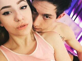 에로틱 한 영상 채팅 VikiMax69