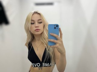 에로틱 한 영상 채팅 Vikkydif