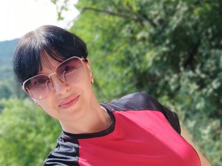 에로틱 한 영상 채팅 VikNika