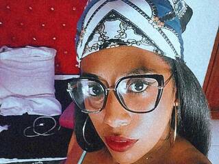 에로틱 한 영상 채팅 violeta-rams