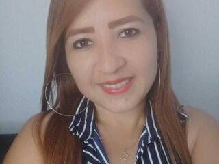 에로틱 한 영상 채팅 Violetajamess