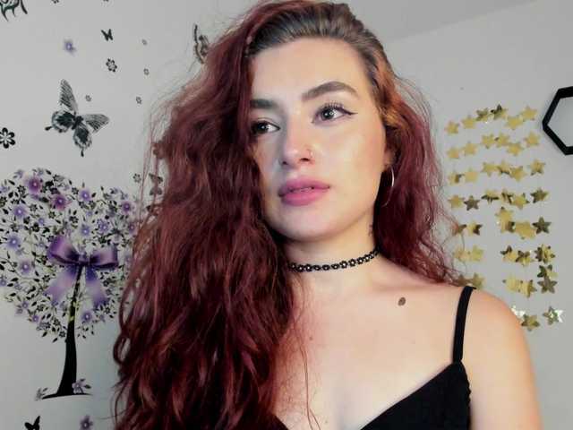 사진 violetwatson- Today I am very playful, do you want to come and try me! Goal: 1500 tokens