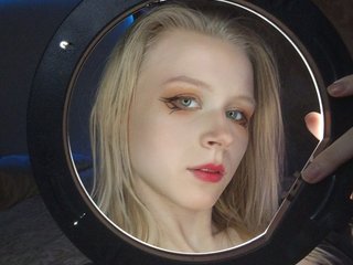 에로틱 한 영상 채팅 White-snow