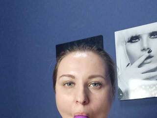 에로틱 한 영상 채팅 XHugeTitsAS