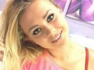 에로틱 한 영상 채팅 xscarletx