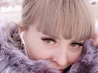 에로틱 한 영상 채팅 XTifanix