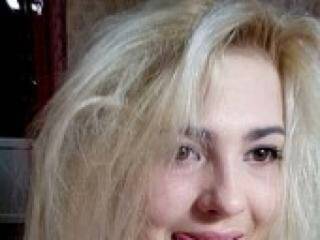 에로틱 한 영상 채팅 xxkoshkaxx