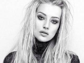 에로틱 한 영상 채팅 xxkrissxx