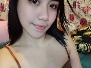 에로틱 한 영상 채팅 xXsweetEza