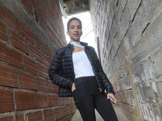 에로틱 한 영상 채팅 Yandrea