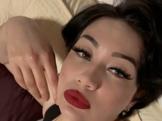 에로틱 한 영상 채팅 Yaril21