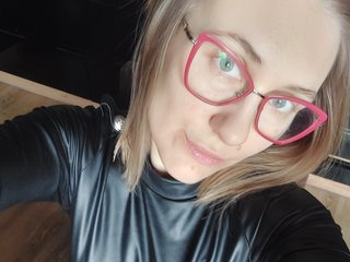 에로틱 한 영상 채팅 YasmineKiss