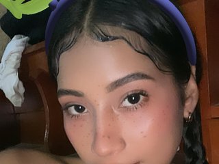 에로틱 한 영상 채팅 YesyHills