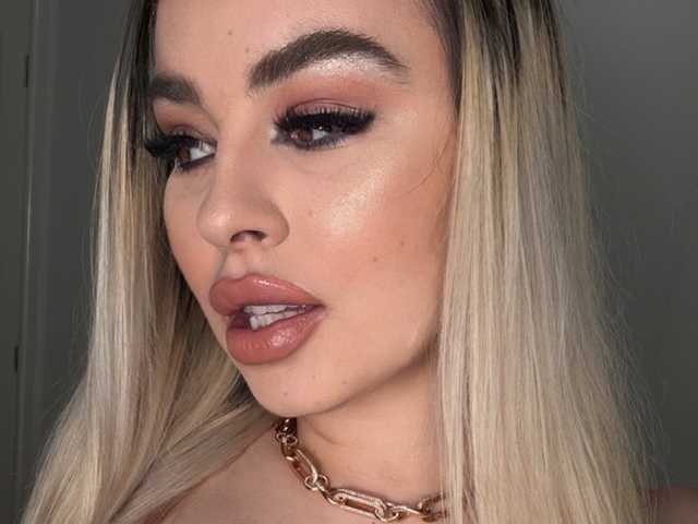 프로필 사진 YnnesBritney